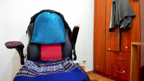 Agustin online show from 09.08.25