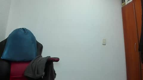 Agustin online show from 11.23.25