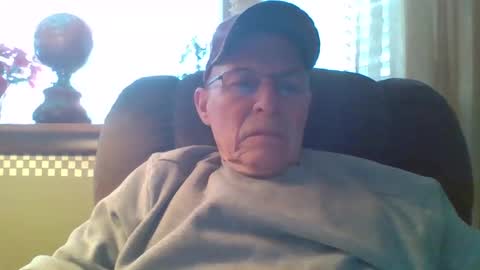 Snapshot of aguynrkfrd chatting on 12.05.24 aguynrkfrd online show from 12.05.24