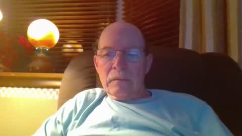 Snapshot of aguynrkfrd chatting on 12.17.24 aguynrkfrd online show from 12.17.24