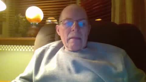 Snapshot of aguynrkfrd chatting on 01.19.25 aguynrkfrd online show from 01.19.25