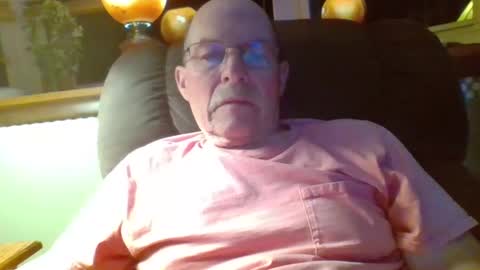 Snapshot of aguynrkfrd chatting on 11.08.25 aguynrkfrd online show from 11.08.25