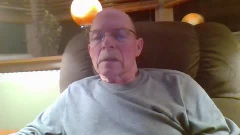 Snapshot of aguynrkfrd chatting on 12.03.25 aguynrkfrd online show from 12.03.25