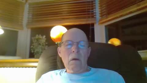 aguynrkfrd online show from 04.15.26