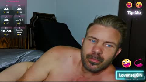 Blue Eyed Handsome Man online show from 05.31.26