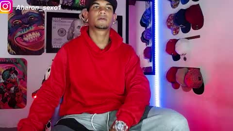 Snapshot of aharon_sexo1 chatting on 01.06.25 Aharon  Zamora online show from 01.06.25