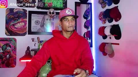 Snapshot of aharon_sexo1 chatting on 01.07.25 Aharon  Zamora online show from 01.07.25