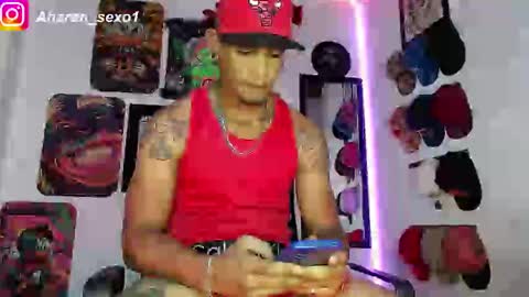 Snapshot of aharon_sexo1 chatting on 01.12.25 Aharon  Zamora online show from 01.12.25