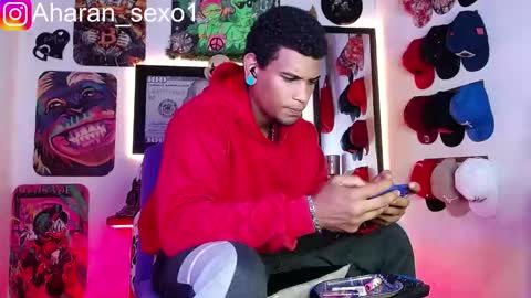 Snapshot of aharon_sexo1 chatting on 02.05.25 Aharon  Zamora online show from 02.05.25