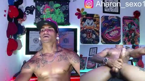 Snapshot of aharon_sexo1 chatting on 03.12.25 Aharon  Zamora online show from 03.12.25