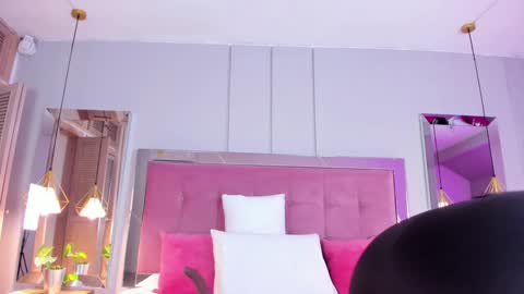 AHINOA online show from 02.08.25