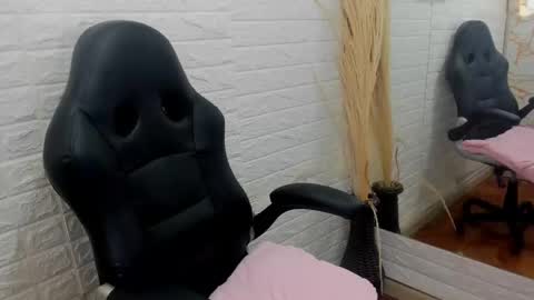 Ahisha online show from 12.05.24