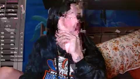 Snapshot of ahungkittykat chatting on 04.29.26 Kat online show from 04.29.26