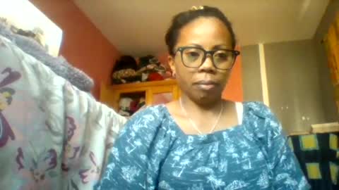 Snapshot of aicha_boobs chatting on 06.18.26 Aicha boobs online show from 06.18.26