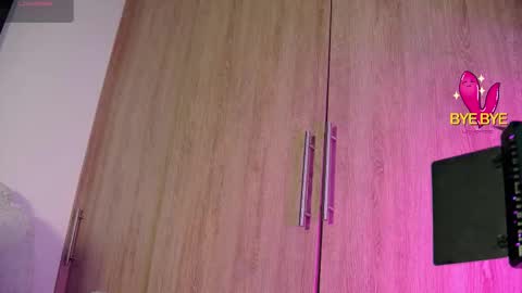 Aida  online show from 10.19.25