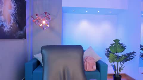 aidajoness online show from 10.16.25