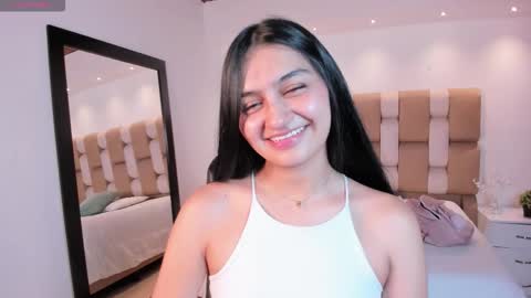 aidajoness online show from 10.18.25