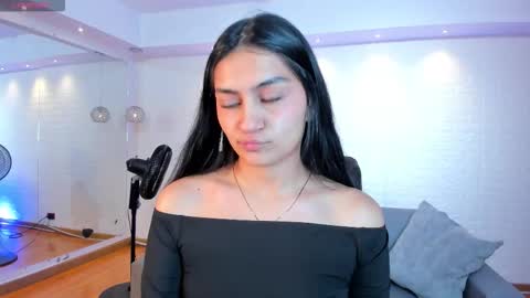 Snapshot of aidajoness chatting on 12.14.25 aidajoness online show from 12.14.25