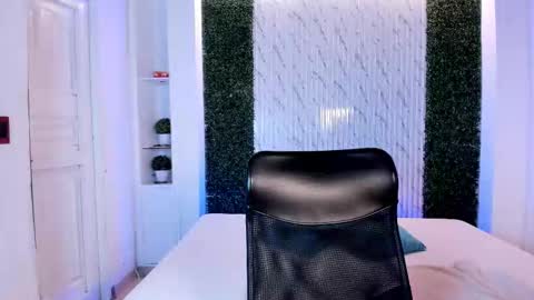 Snapshot of aidajoness chatting on 02.27.26 aidajoness online show from 02.27.26