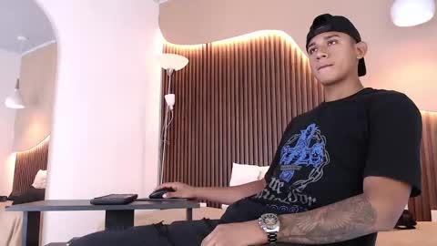 Aiden online show from 09.22.25