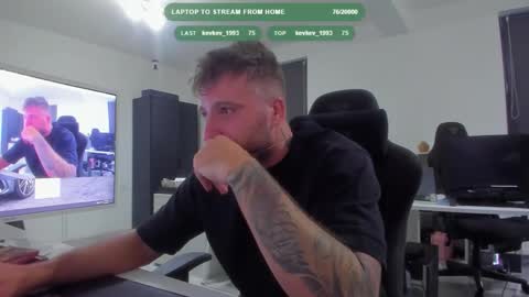 Snapshot of aidenmatthew chatting on 10.03.25 Aiden online show from 10.03.25