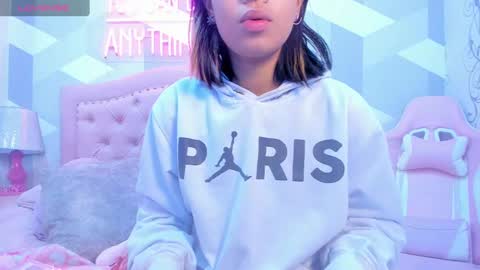 AikoLee online show from 12.30.24