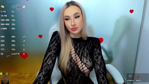 Allie  online show from 02.06.25