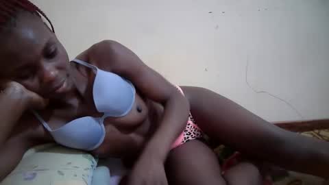 Snapshot of aileeya chatting on 04.08.26 aileez online show from 04.08.26