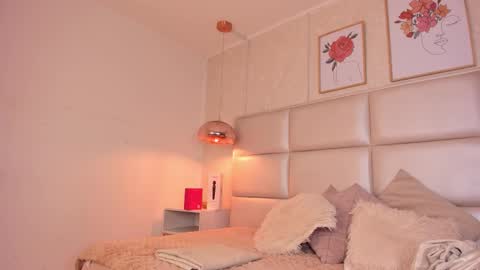 Aily Yozuko online show from 09.09.25