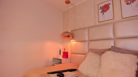 Aily Yozuko online show from 11.21.25