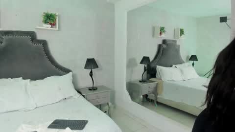 Ailyn online show from 03.12.25