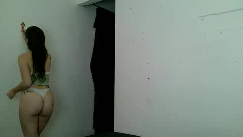 J  online show from 04.07.26