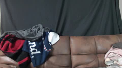 Snapshot of airbornx2n1 chatting on 11.18.25 Leo Airborn Sir Daddy online show from 11.18.25