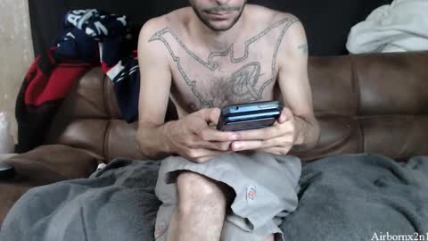 Snapshot of airbornx2n1 chatting on 11.20.25 Leo Airborn Sir Daddy online show from 11.20.25