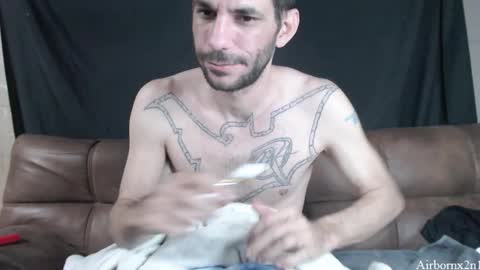 Snapshot of airbornx2n1 chatting on 01.06.26 Leo Airborn Sir Daddy online show from 01.06.26