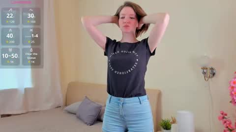Sofia help me get 50 thumbs up online show from 05.23.26