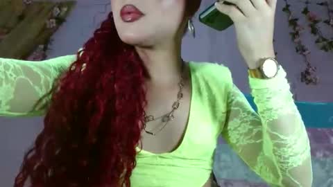 Snapshot of aisha_atenea chatting on 04.15.26 Jess online show from 04.15.26