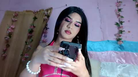 Snapshot of aisha_atenea chatting on 07.19.26 Jess online show from 07.19.26