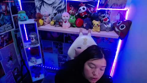 Snapshot of aisha_beneth chatting on 12.20.24 online show from 12.20.24