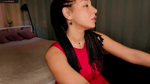 Aisha online show from 11.23.25