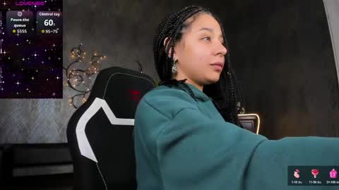 Aisha online show from 04.04.26