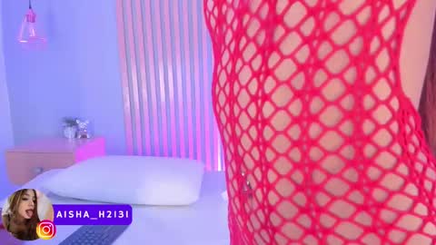 Snapshot of aisha_h chatting on 09.20.25 Aisha online show from 09.20.25