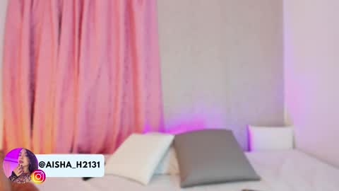 Snapshot of aisha_h chatting on 11.04.25 Aisha online show from 11.04.25