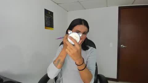 Aisha online show from 01.17.26