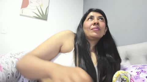 Katie   online show from 12.12.24