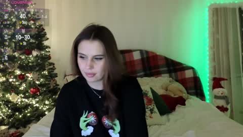 Aisha online show from 12.22.24