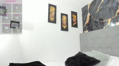 Aisha online show from 11.02.25