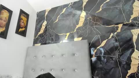 Aisha online show from 11.29.25