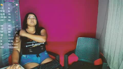 aisha_stacey0410 online show from 03.05.25