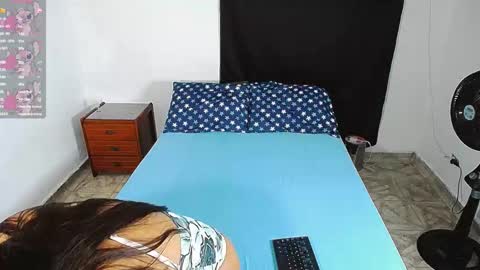 aisha_stacey0410 online show from 09.10.25